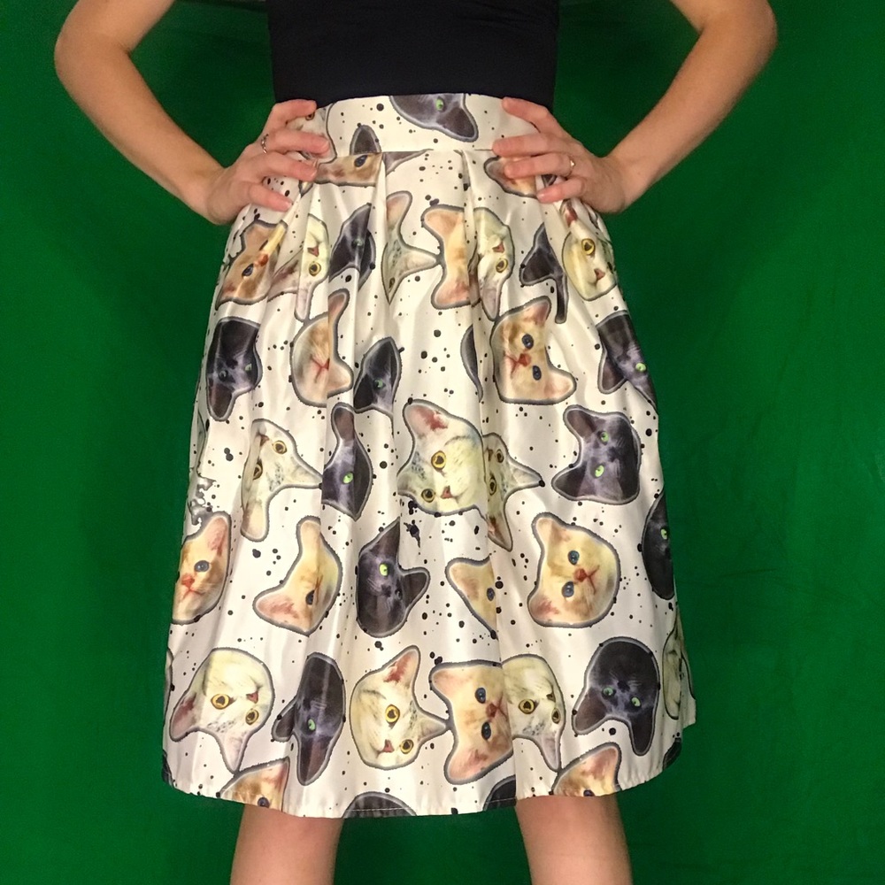 Cat Galaxy Skirt WHITE